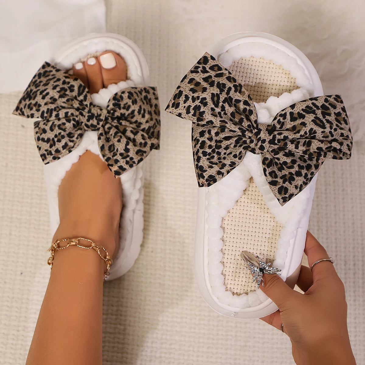 2024 Autumn Winter New Women Home Slippers Open-Toe Cross Band Linen Soled Indoor Slides Linen Soled Non-Slip Bathroom Slippers