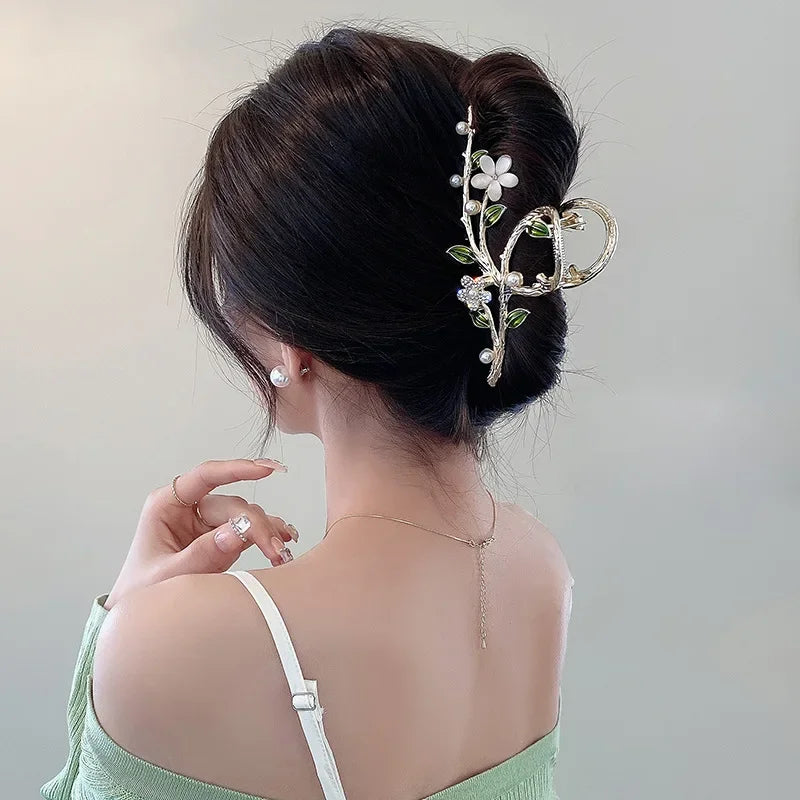 Pearl Flower Hair Claw Clip — Boho Style