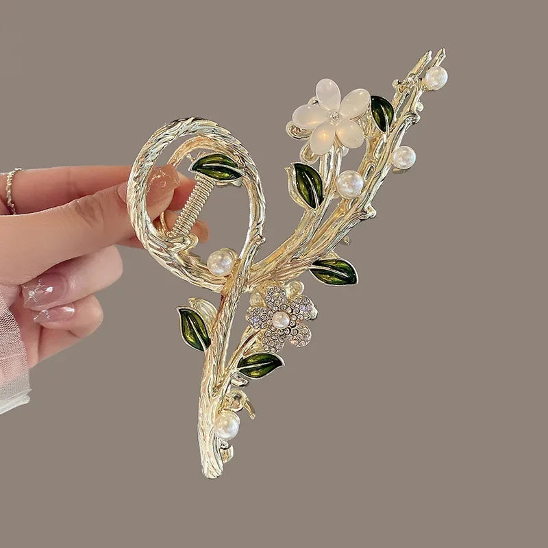 Pearl Flower Hair Claw Clip — Boho Style